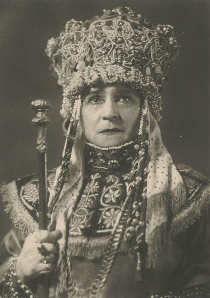 Книппер-Чехова на сцене Московского Художественного.